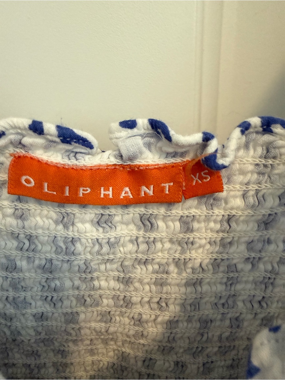 Oliphant Top Womens XS Smocked Top Floral Blue White - Picture 3 of 10